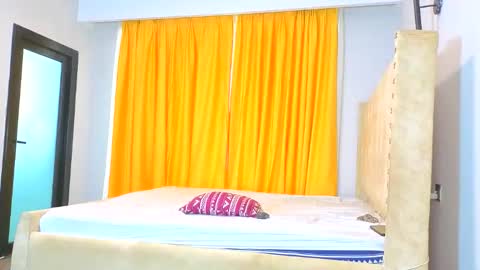 Littlevenus online show from April 2026 12:29:02 PM