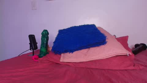 Lorrayne online show from February 2025 05:57:01 PM