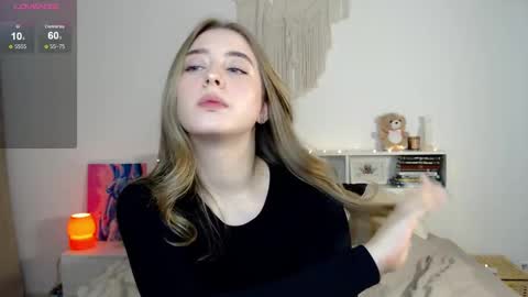 Snapshot of _loveliness_ chatting on February 2025 04:14:01 PM Amanda mandy online show from February 2025 04:14:01 PM