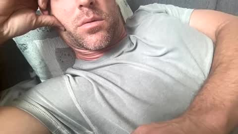 _lululeo_ online show from July 2026 12:04:01 AM