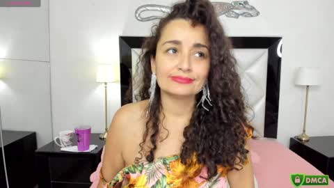 Snapshot of _luna__sweet_ chatting on January 2025 09:37:02 AM luna sweet online show from January 2025 09:37:02 AM