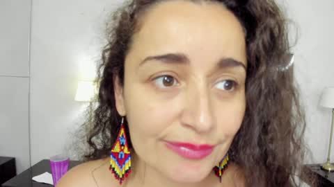 Snapshot of _luna__sweet_ chatting on January 2025 09:55:01 AM luna sweet online show from January 2025 09:55:01 AM
