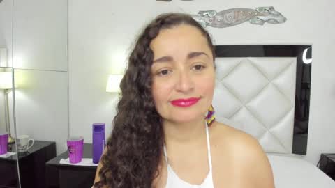 Snapshot of _luna__sweet_ chatting on January 2025 03:33:02 AM luna sweet online show from January 2025 03:33:02 AM