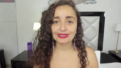 Snapshot of _luna__sweet_ chatting on February 2025 06:13:01 AM luna sweet online show from February 2025 06:13:01 AM