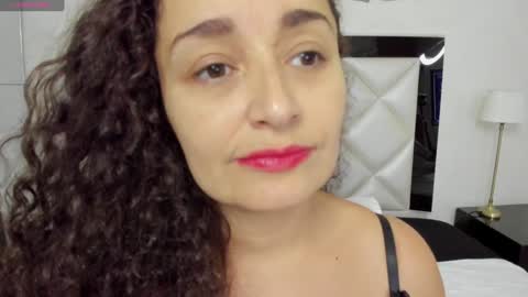 Snapshot of _luna__sweet_ chatting on February 2025 06:46:01 AM luna sweet online show from February 2025 06:46:01 AM