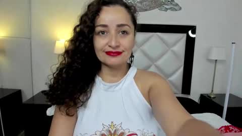 Snapshot of _luna__sweet_ chatting on February 2025 03:59:02 AM luna sweet online show from February 2025 03:59:02 AM