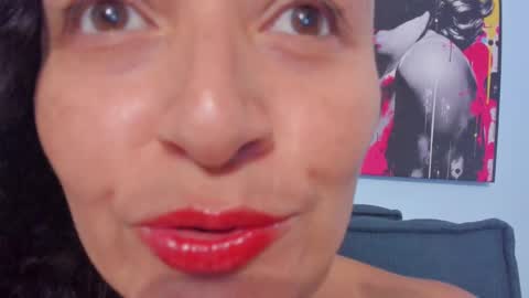  luna  sweet  online show from September 2025 08:12:02 PM