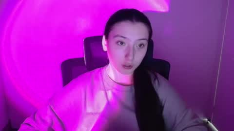 Luna online show from September 2025 11:32:01 AM