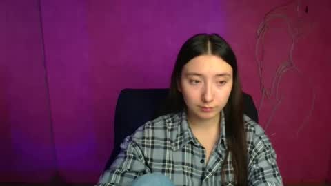 Luna online show from October 2025 05:28:01 AM