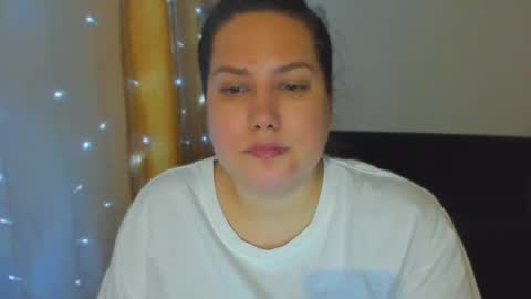 Alexa online show from November 2025 08:42:01 PM