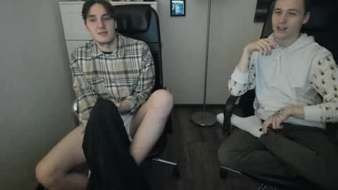 Snapshot of _maelstrom_ chatting on December 2024 08:16:01 AM _maelstrom_ online show from December 2024 08:16:01 AM