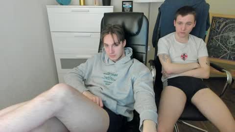 Snapshot of _maelstrom_ chatting on December 2024 08:44:01 PM _maelstrom_ online show from December 2024 08:44:01 PM