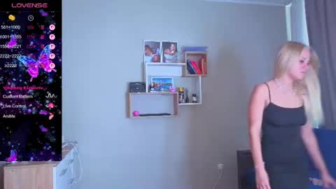 Snapshot of _maneki_neko_ chatting on July 2026 09:15:02 AM Emma online show from July 2026 09:15:02 AM