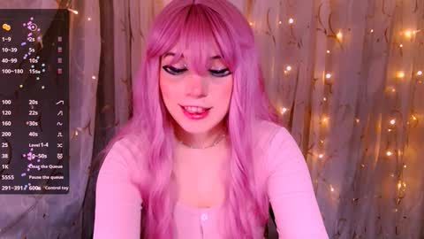 Kira online show from September 2025 08:39:02 AM