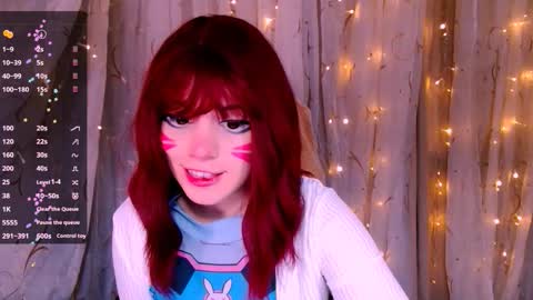 Kira online show from October 2025 08:37:01 AM