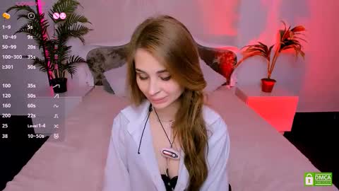 Eva  online show from September 2025 09:52:02 PM