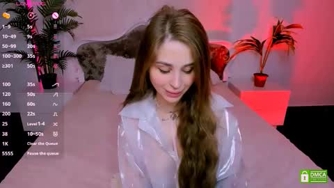 Eva  online show from October 2025 11:13:02 PM