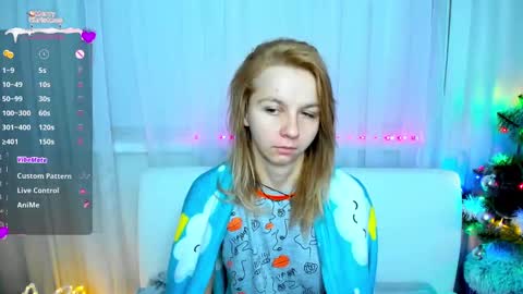 Snapshot of _mari_so chatting on January 2025 02:25:01 AM Scarlett online show from January 2025 02:25:01 AM