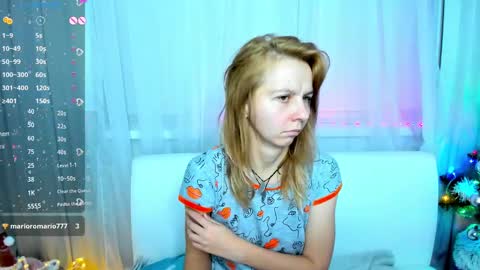 Snapshot of _mari_so chatting on January 2025 01:34:02 AM Scarlett online show from January 2025 01:34:02 AM