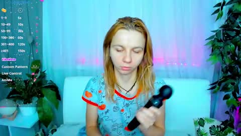 Snapshot of _mari_so chatting on January 2025 01:35:01 AM Scarlett online show from January 2025 01:35:01 AM