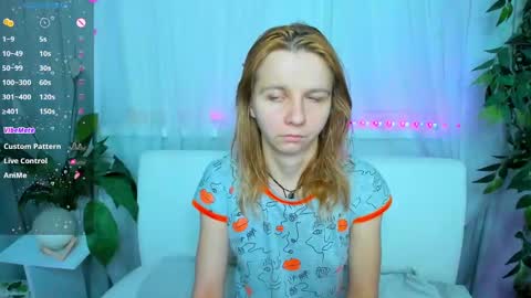 Snapshot of _mari_so chatting on January 2025 01:52:01 AM Scarlett online show from January 2025 01:52:01 AM