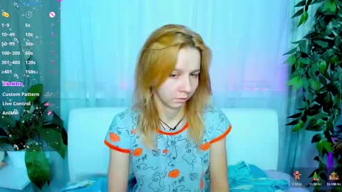 Snapshot of _mari_so chatting on January 2025 02:10:01 AM Scarlett online show from January 2025 02:10:01 AM