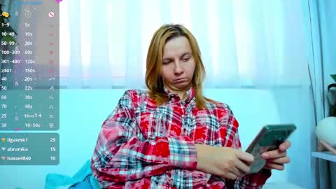 Snapshot of _mari_so chatting on February 2025 08:17:01 AM Scarlett online show from February 2025 08:17:01 AM