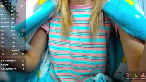 Snapshot of _mari_so chatting on February 2025 06:47:02 AM Scarlett online show from February 2025 06:47:02 AM