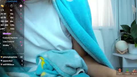 Snapshot of _mari_so chatting on February 2025 08:37:02 AM Scarlett online show from February 2025 08:37:02 AM
