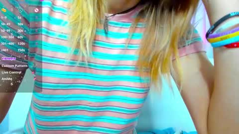 Snapshot of _mari_so chatting on March 2025 05:18:02 AM Scarlett online show from March 2025 05:18:02 AM