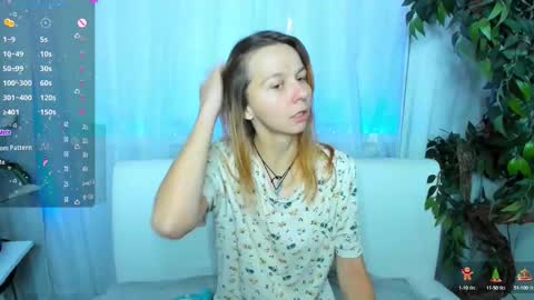 Snapshot of _mari_so chatting on September 2025 05:18:01 AM Scarlett online show from September 2025 05:18:01 AM