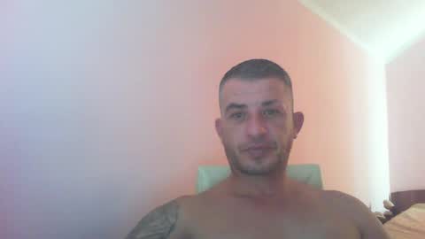 Snapshot of _marrrio chatting on December 2024 09:01:01 AM _marrrio online show from December 2024 09:01:01 AM