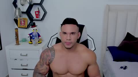 _matthew_santos_ online show from December 2024 10:40:01 AM