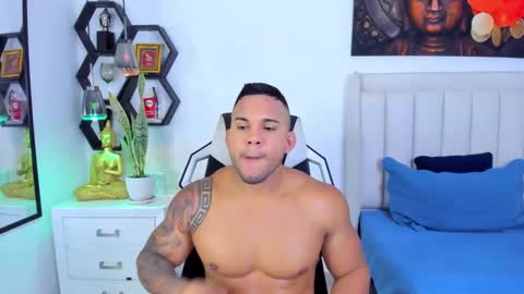 _matthew_santos_ online show from October 2025 08:09:02 PM