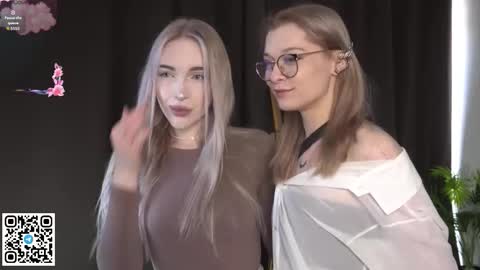 Elva and Kate  online show from September 2025 07:41:01 AM