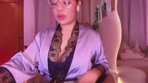 Snapshot of _megan_akbar chatting on May 2026 01:41:01 PM Marce online show from May 2026 01:41:01 PM