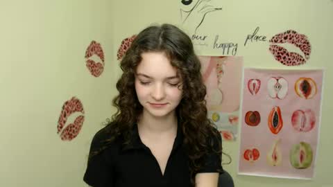 Susie online show from December 2024 04:29:02 PM