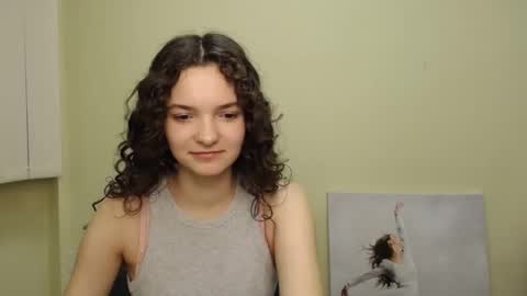 Susie online show from December 2024 07:43:02 PM