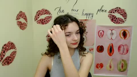 Susie online show from December 2024 07:18:01 PM