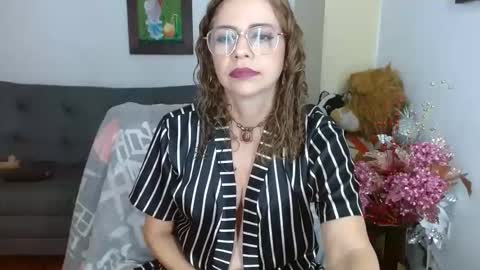 Snapshot of _melisaa_ chatting on February 2025 01:38:02 PM melisa online show from February 2025 01:38:02 PM