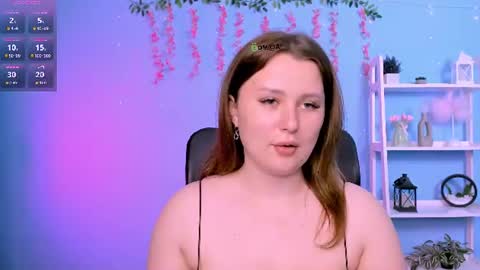 Snapshot of _mia_beauty chatting on June 2026 07:06:02 PM _mia_beauty online show from June 2026 07:06:02 PM