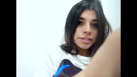  MIa blue 18  online show from April 2026 02:32:01 AM