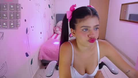 Mia online show from January 2025 02:21:02 AM