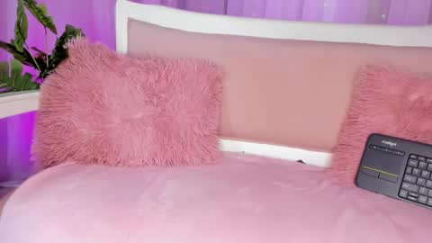 mia online show from January 2026 07:39:01 PM