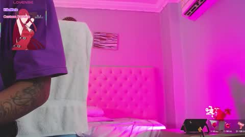 Paula online show from November 2025 11:23:02 AM