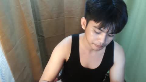 _mikko_moto_ online show from April 2026 07:58:01 PM