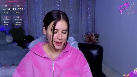 Milana online show from October 2025 08:05:02 PM