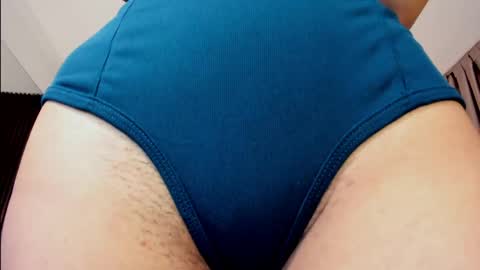 Snapshot of _mila_dyva chatting on May 2026 04:56:02 PM _mila_dyva online show from May 2026 04:56:02 PM