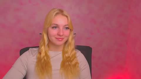 Snapshot of _mila_la_ chatting on January 2025 09:47:02 AM Melanie online show from January 2025 09:47:02 AM