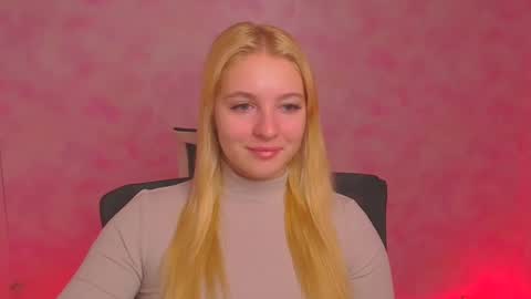 Snapshot of _mila_la_ chatting on January 2025 12:19:02 PM Melanie online show from January 2025 12:19:02 PM